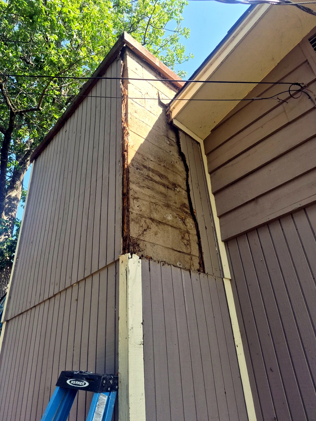 Rotted Corner Trim & Sheathing — Before — Grand Lake, OK